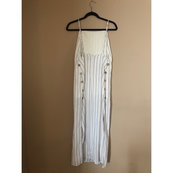 Workhall Maxi Dress - Picture 2 of 6